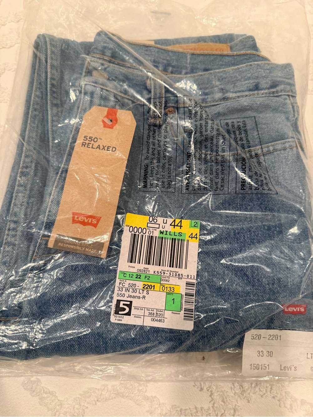 Levi's 550™ Relaxed Fit Jeans - Light Denim Blue